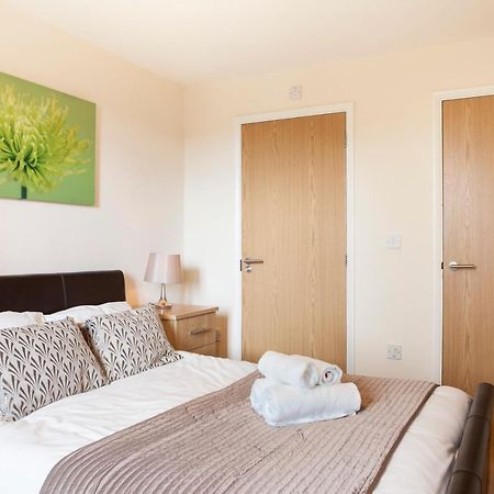 Millennium Plaza By Swa Apartment Cheltenham Bagian luar foto