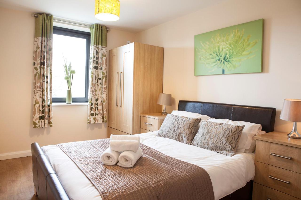 Millennium Plaza By Swa Apartment Cheltenham Bagian luar foto