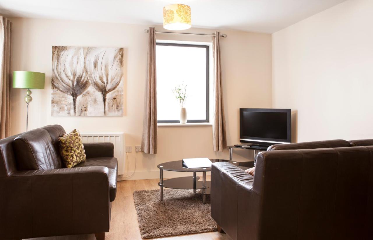 Millennium Plaza By Swa Apartment Cheltenham Bagian luar foto