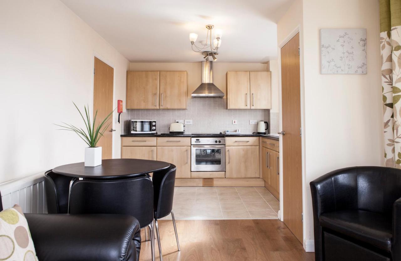 Millennium Plaza By Swa Apartment Cheltenham Bagian luar foto